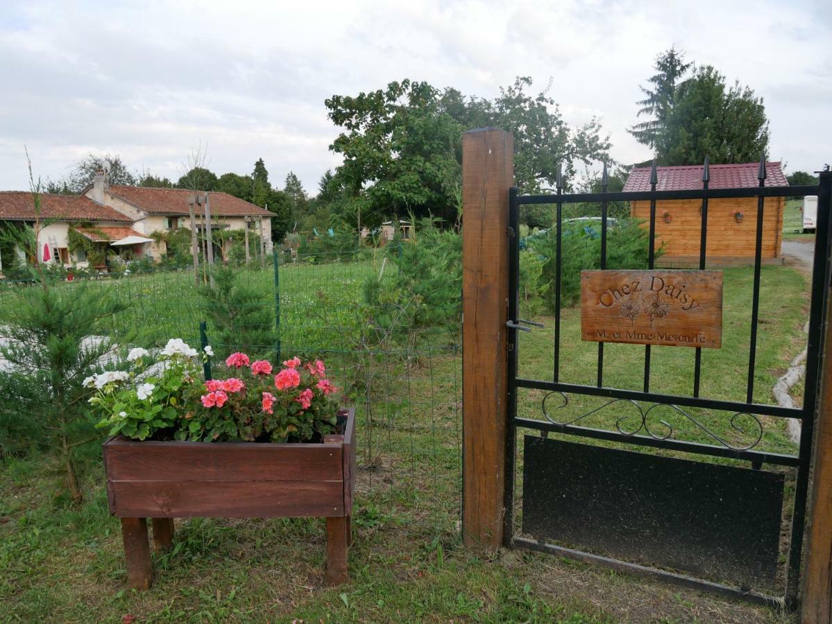 Вілла Chez Daisy Montbron Екстер'єр фото